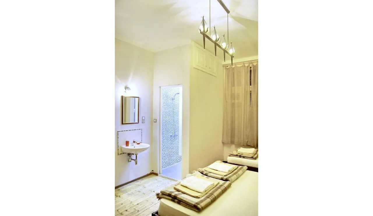 Interhost Guest Rooms And Apartments Sofia