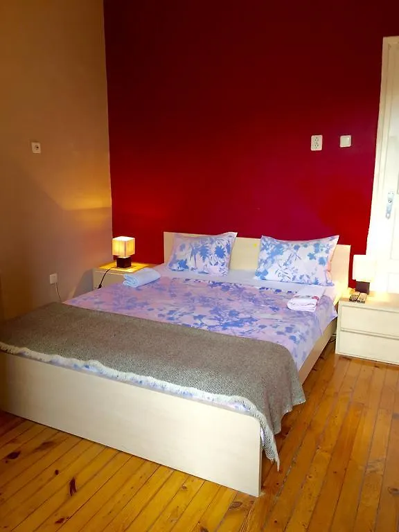 Interhost Guest Rooms And Apartments Sofia 0*,